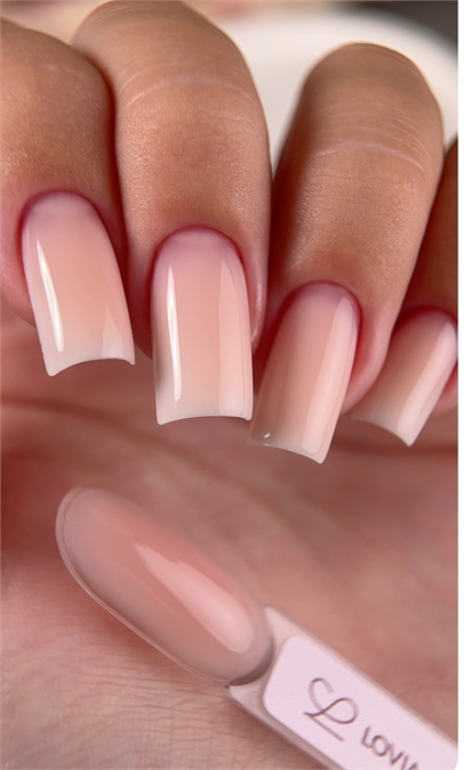 Гель моделирующий с кератином и кальцием 18 UV/LED Nail Care Gel 18 15 мл, LOVIA CURE 461459